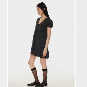 Aritzia dress🖤
